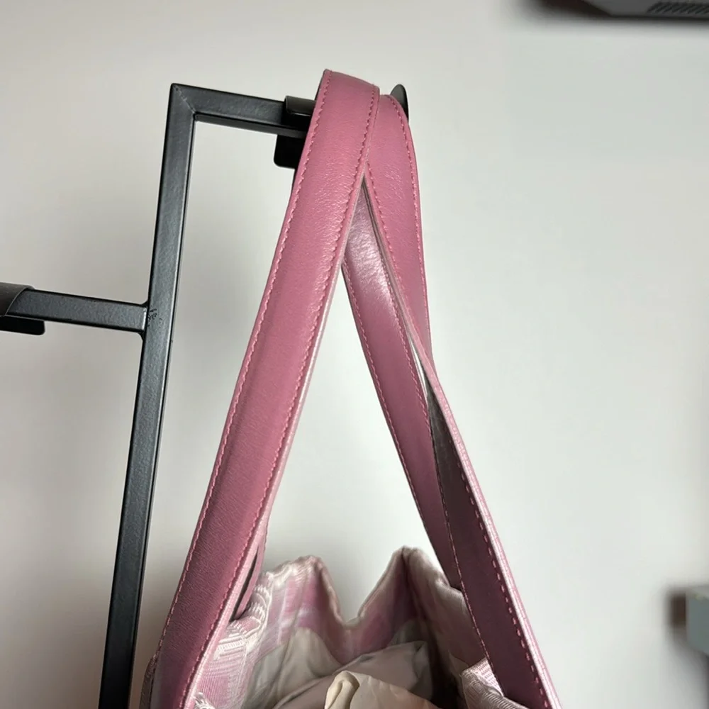 Chanel vintage travel line tote in pink and white